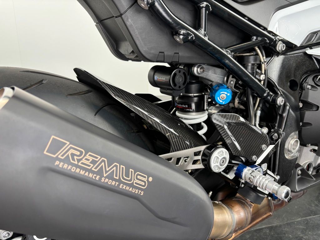 Fahrzeugabbildung BMW S1000 RR *WUNDERLICH *TracTive-SUSPENSION