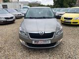 Skoda Fabia 1.2l TSI 77kW Fresh Sitzheizung PDC 2.Hand - Skoda Fabia aus 2013 mit Benzin-Antrieb: Metallic, Kleinwagen, 1.2