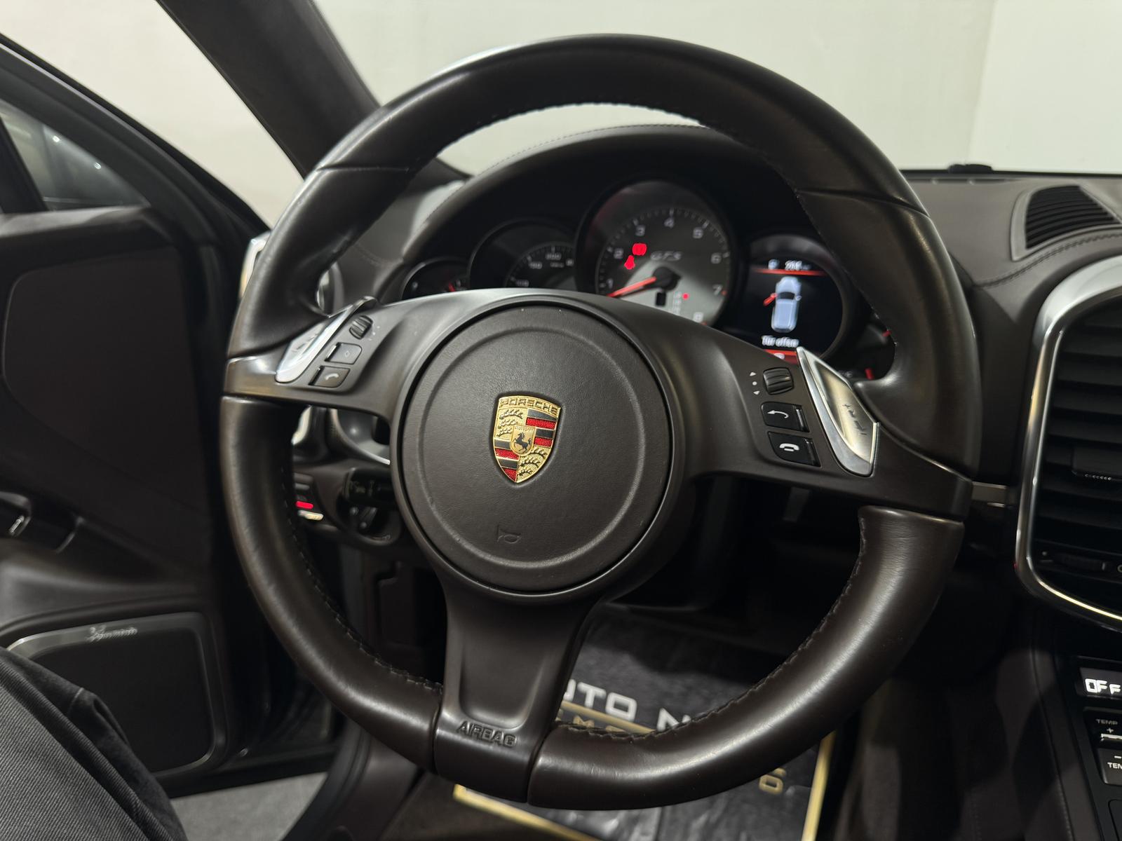 Porsche Cayenne 4.8 GTS*18-Wege*21´´*Pano*Burmester*LUFT