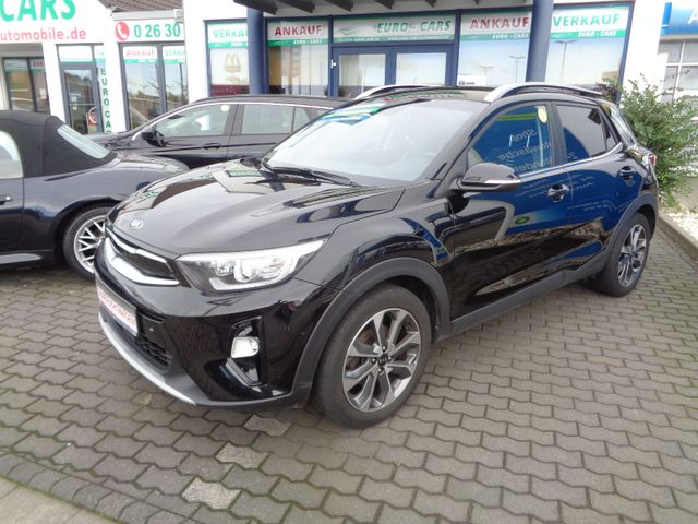 Kia Stonic 1.0 T-GDI 120 / KAMERA / / NAVI