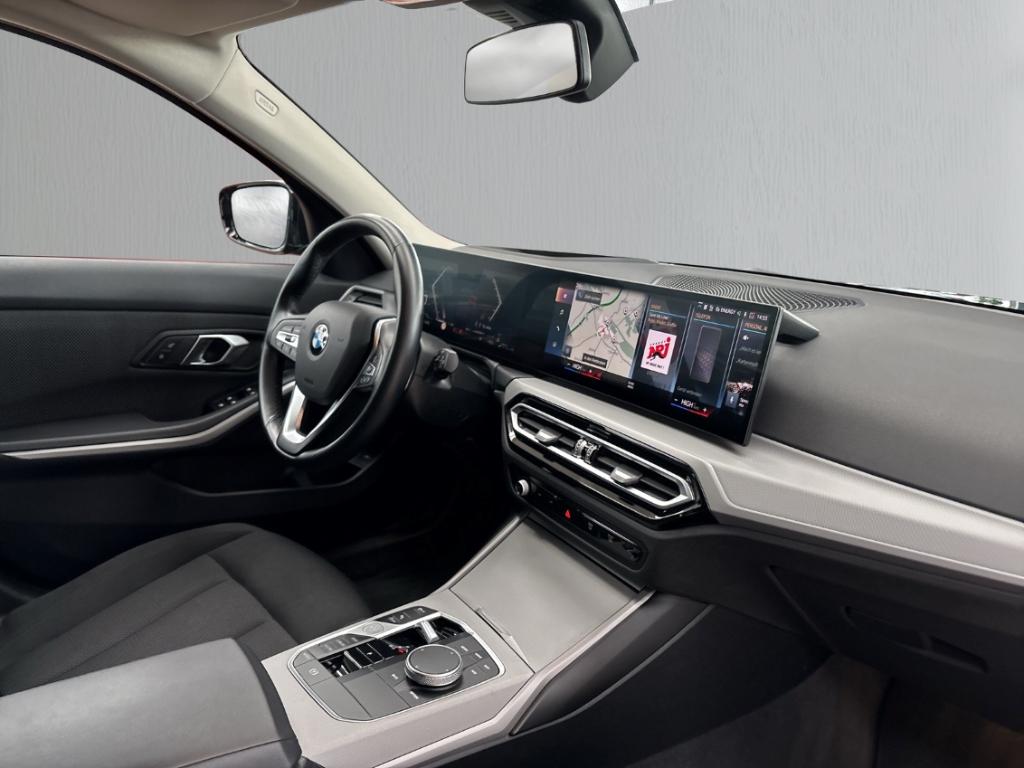 BMW 3 Series i Touring SHZ NAVI LED digiCockP RFK PDCv+h, миниатюра 13
