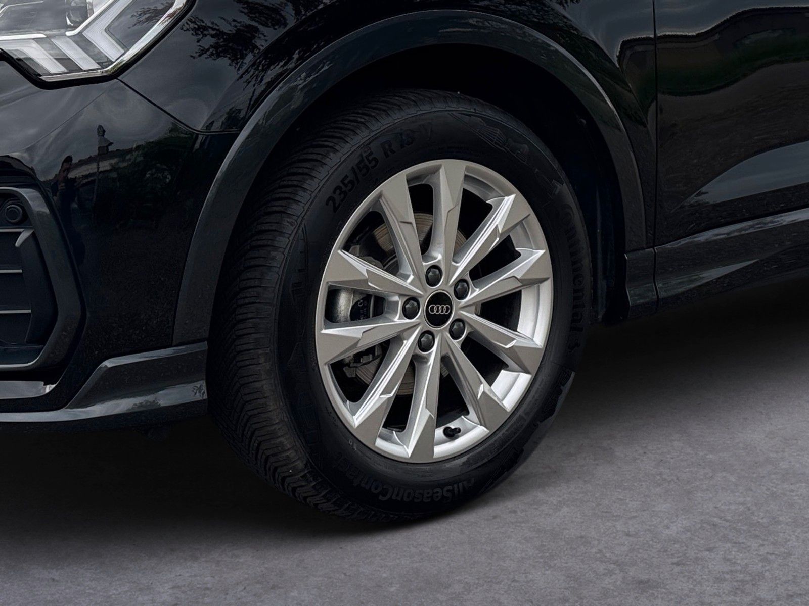 Fahrzeugabbildung Audi Q3 Sportback 35 TFSI S tronic