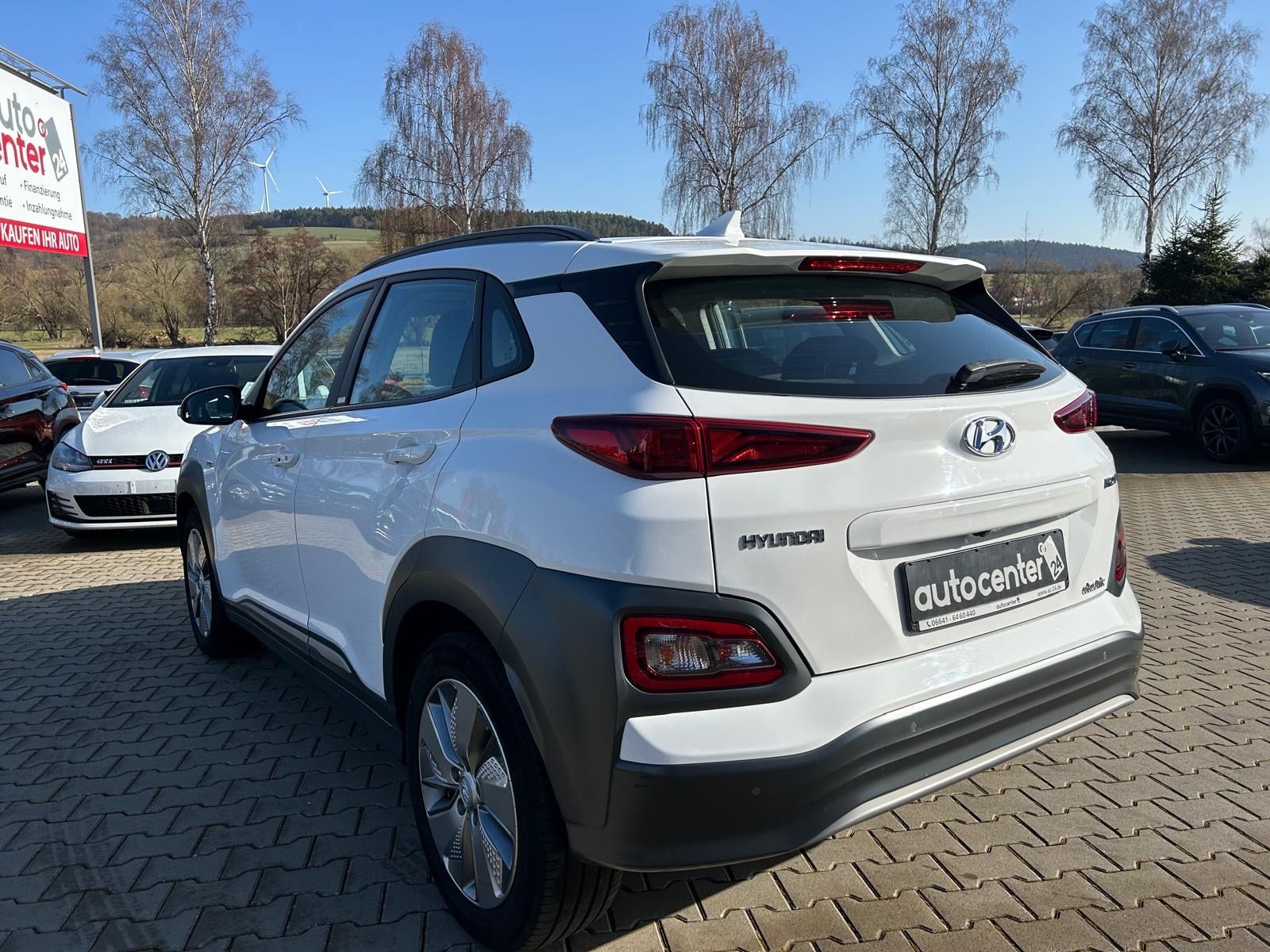 Fahrzeugabbildung Hyundai Kona Business Elektro°64 kWh°LED°Kamera°