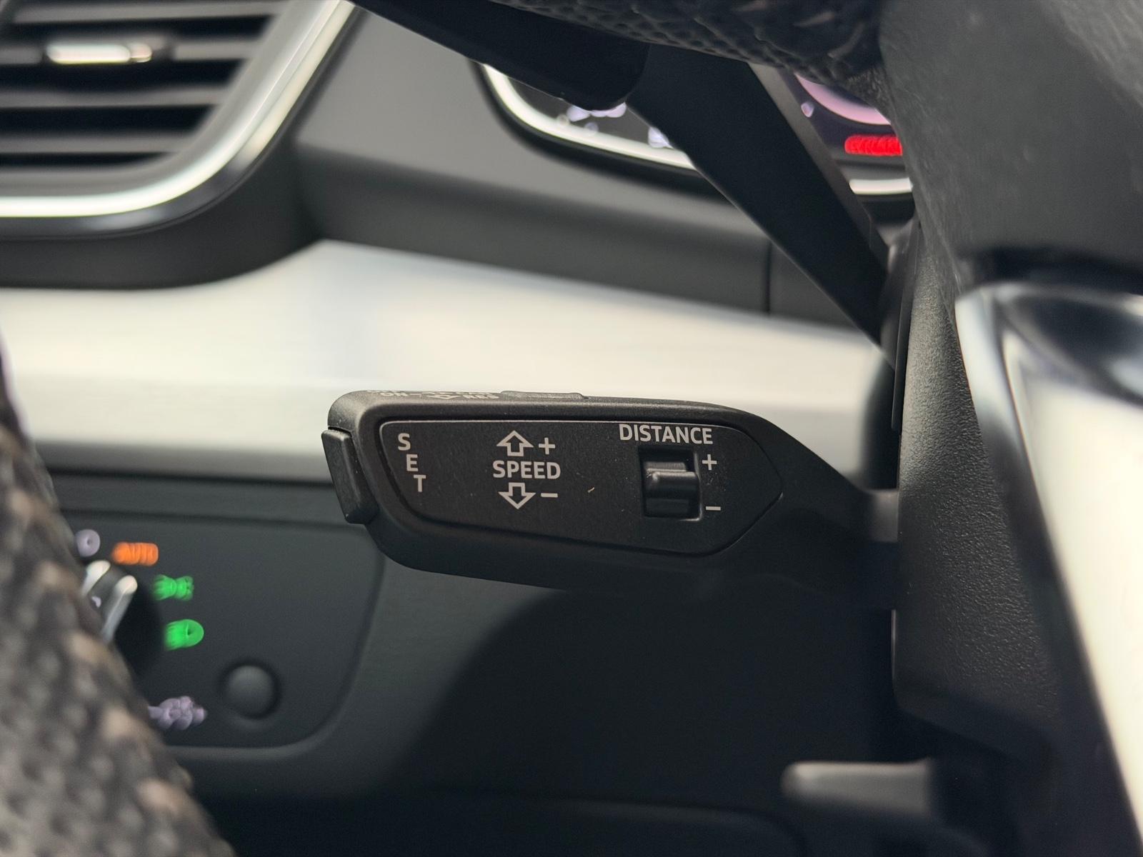 Audi Q5 45 TFSI qu.*S LINE+*MATRIX-AHK-R.KAM-ACC-DSP