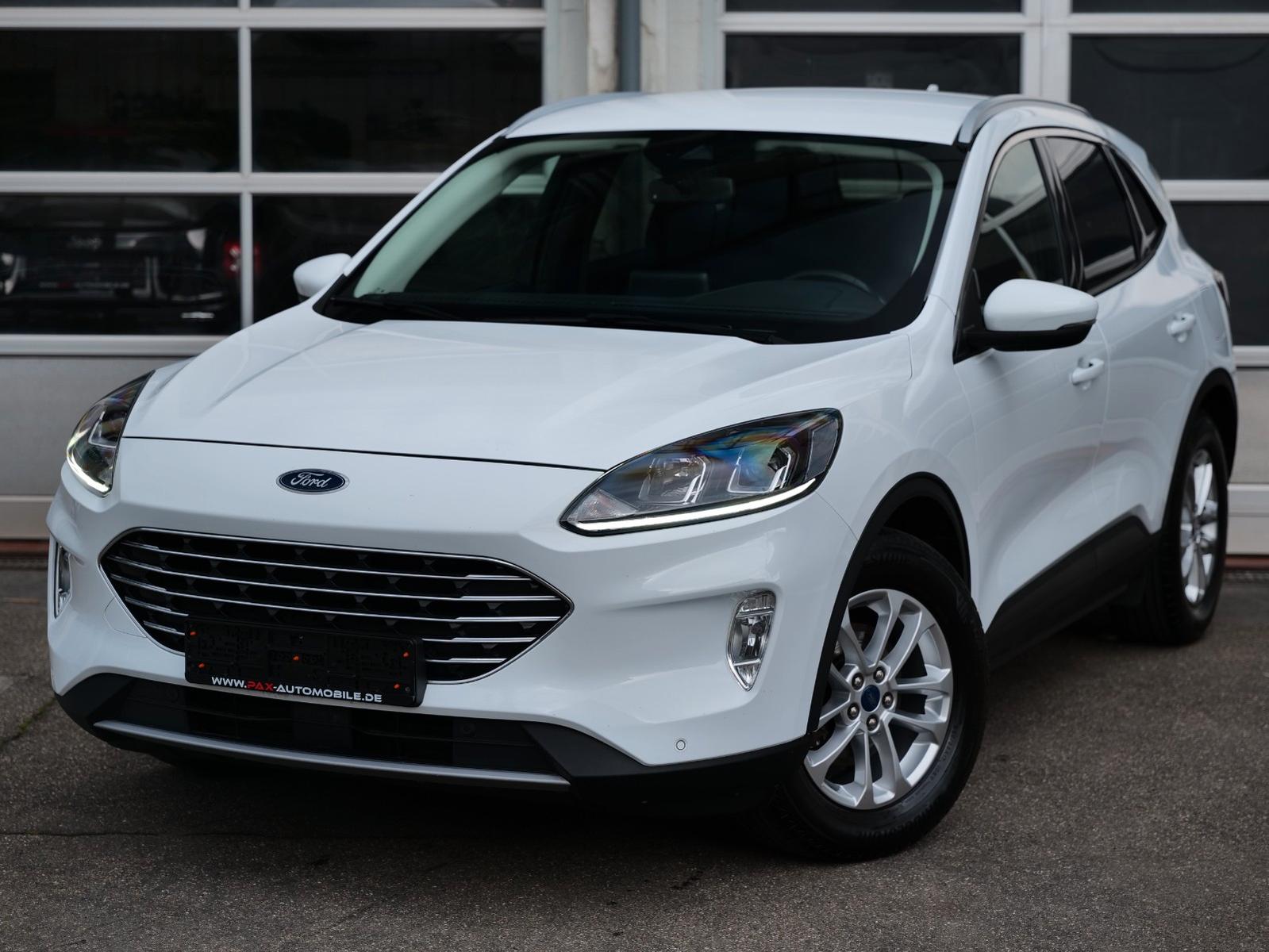 Ford Kuga TDCI EcoBlue Titanium Aut NAVI+AHK+LED+CAM