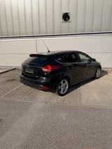 Ford Focus KEYLESS/STANDHEIZUNG/TITANIUM - Ford Focus: Standheizung