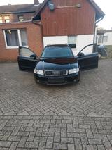 Audi A4 Kombi 2.4 V6 170PS S-line - Audi A4 aus 2002: Line