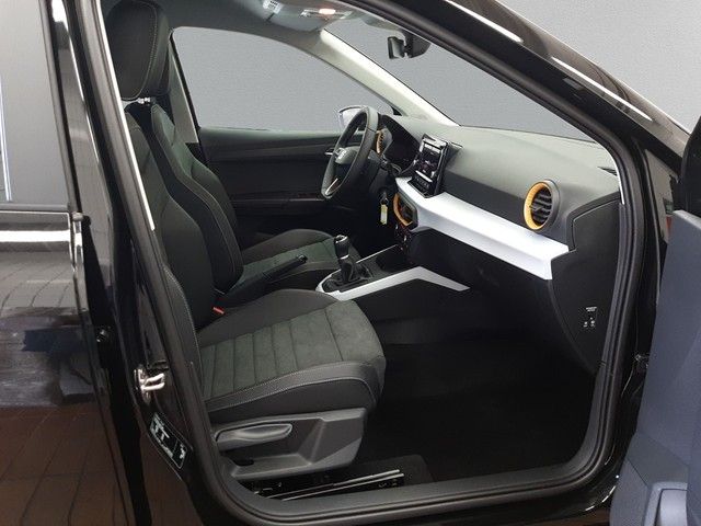 Fahrzeugabbildung Seat Arona Style 1.0TSI MatrixLED SitzHz 18" Klimaaut