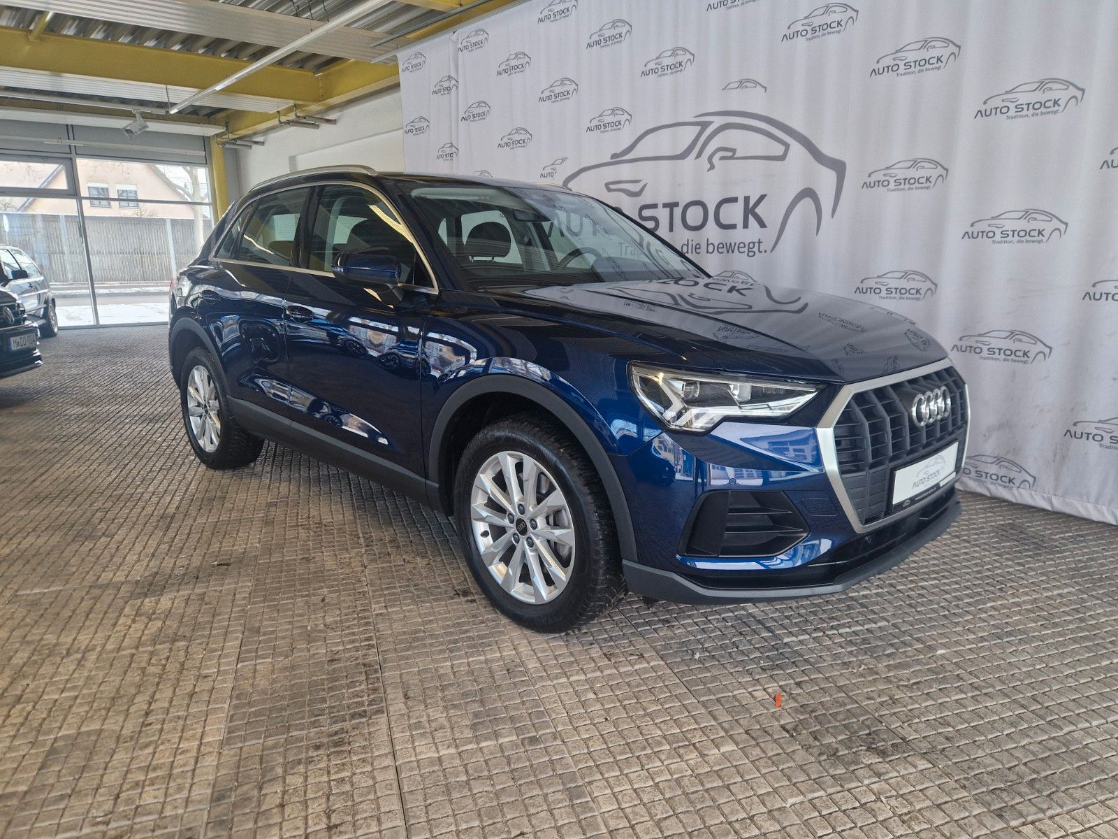 Audi Q3 45 TFSI e-hybrid S tronic PDC LED ACC SH AHK foto 1