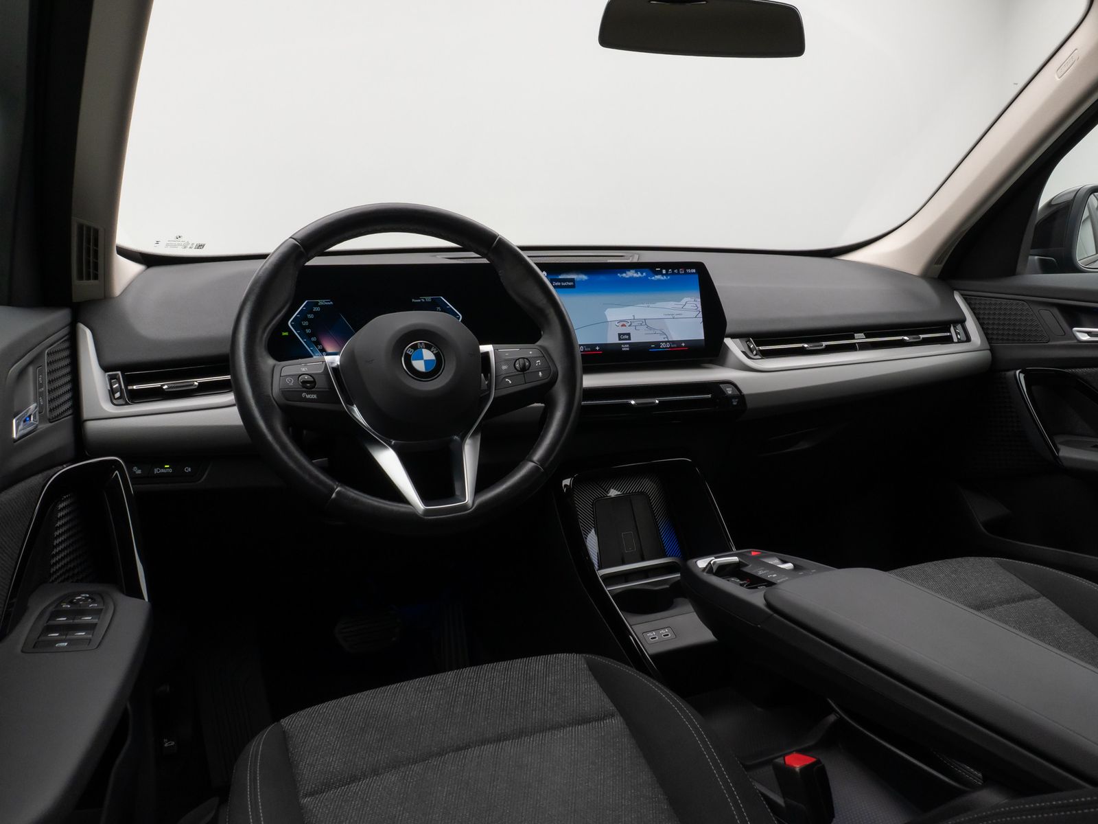 Fahrzeugabbildung BMW X1 sD18i Kamera DAB Fernlichtassist Komfort AHK