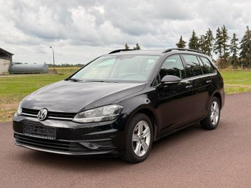 Volkswagen Golf - 3