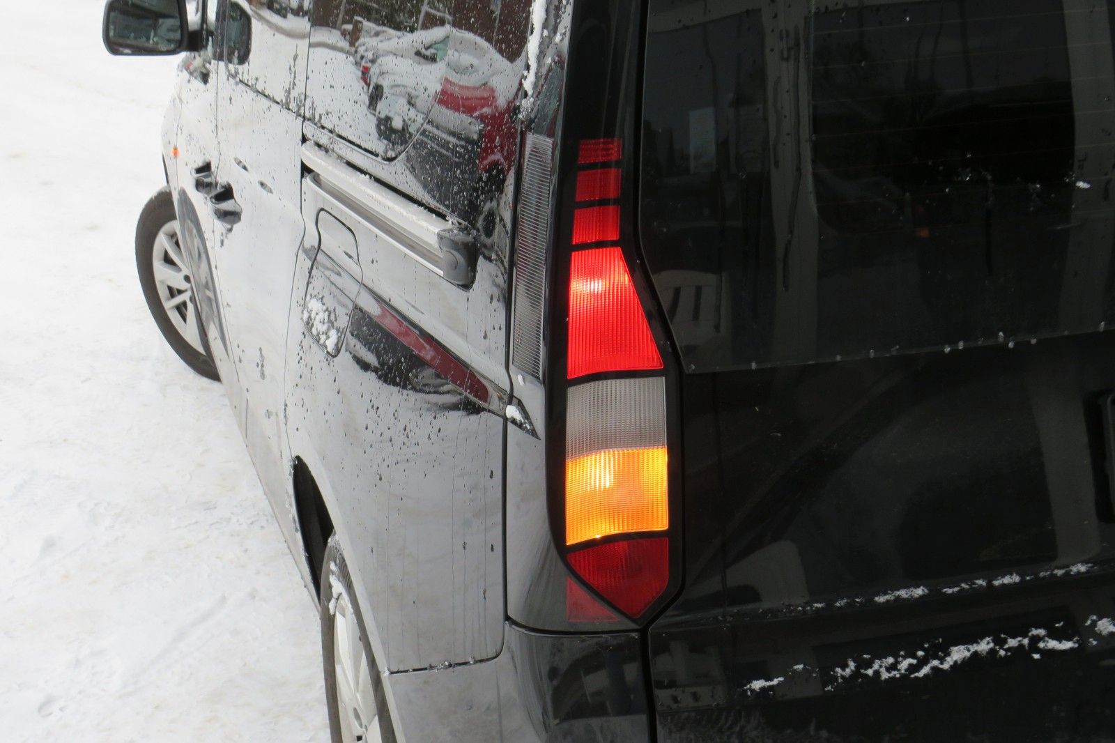 Fahrzeugabbildung Volkswagen Caddy Life DSG NAVI PDC SITZHEIZUNG 1.HD