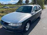 Opel Vectra 2.0 16V CD CD - Opel Vectra: 16 16v