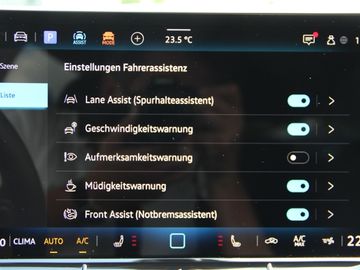 Volkswagen Golf VIII Variant 1.5 eTSI Style Tiptronic KLIMA