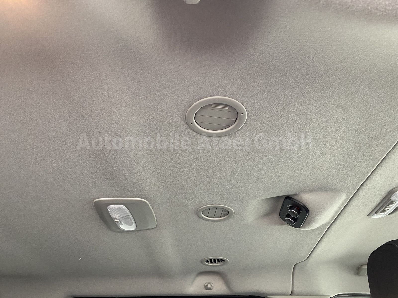 Fahrzeugabbildung Ford Transit Custom L2 *Automatik* 2xKLIMA+ACC 1182