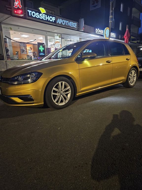 Image of Volkswagen Golf