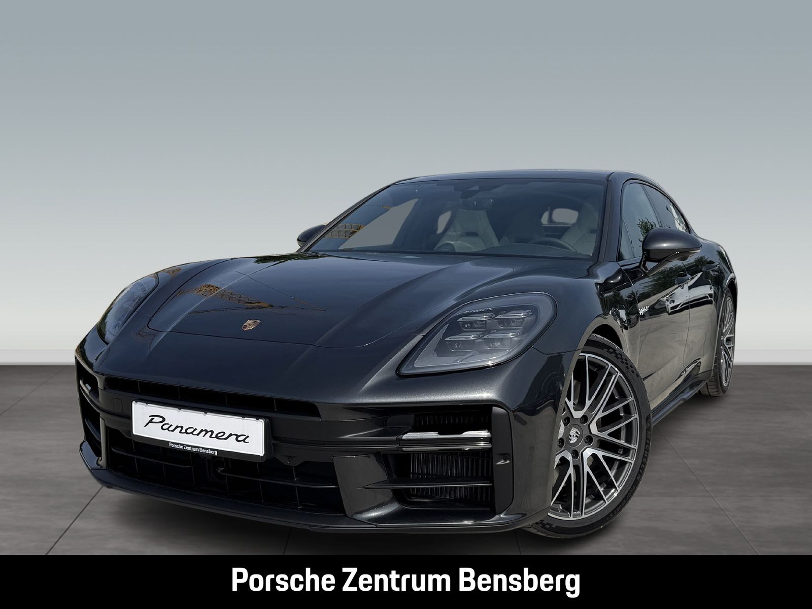 Porsche Panamera 4 E-Hybrid