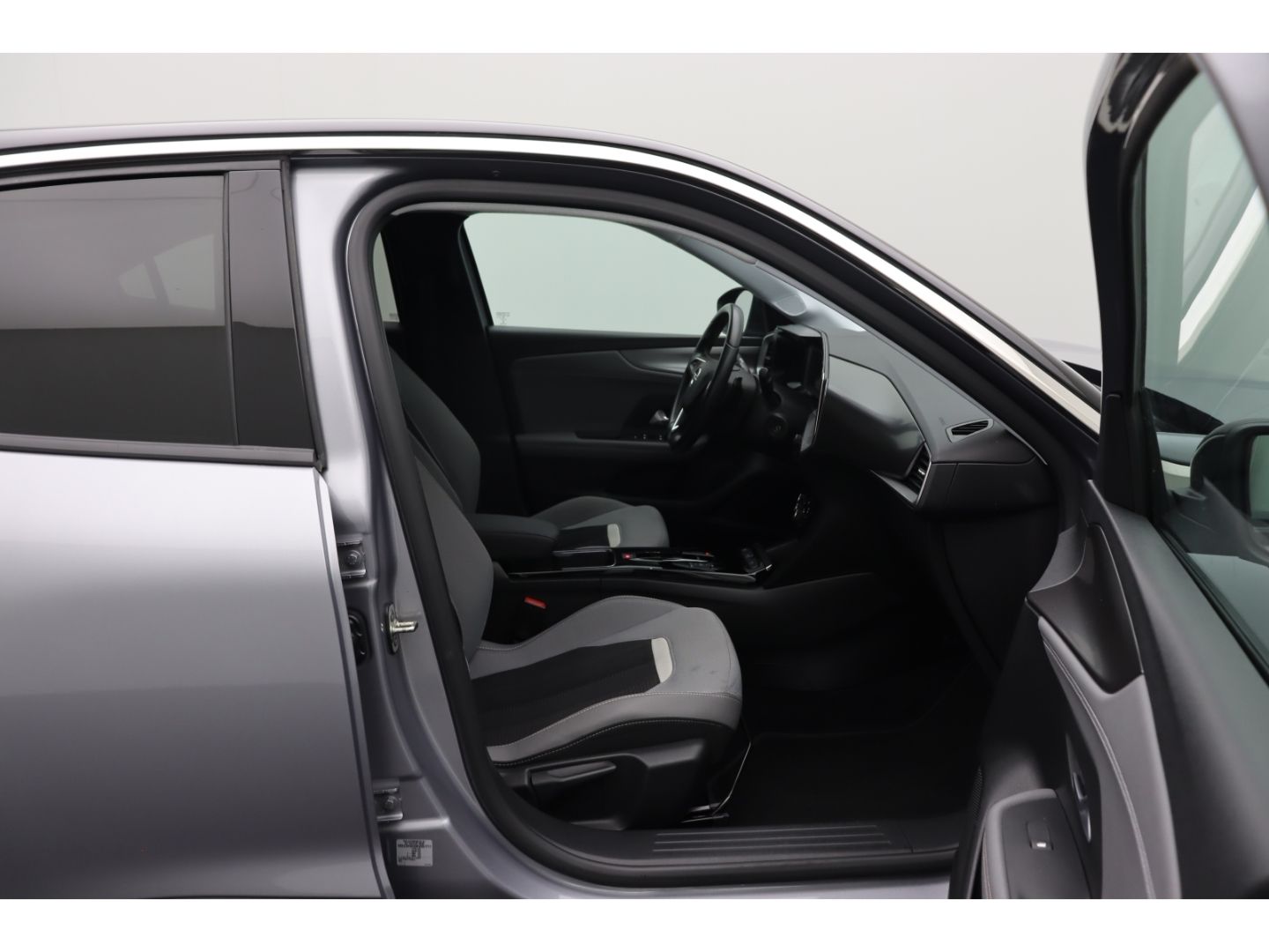 Fahrzeugabbildung Opel Mokka 1.2 Elegance Kamera SHZ Einparkhilfe