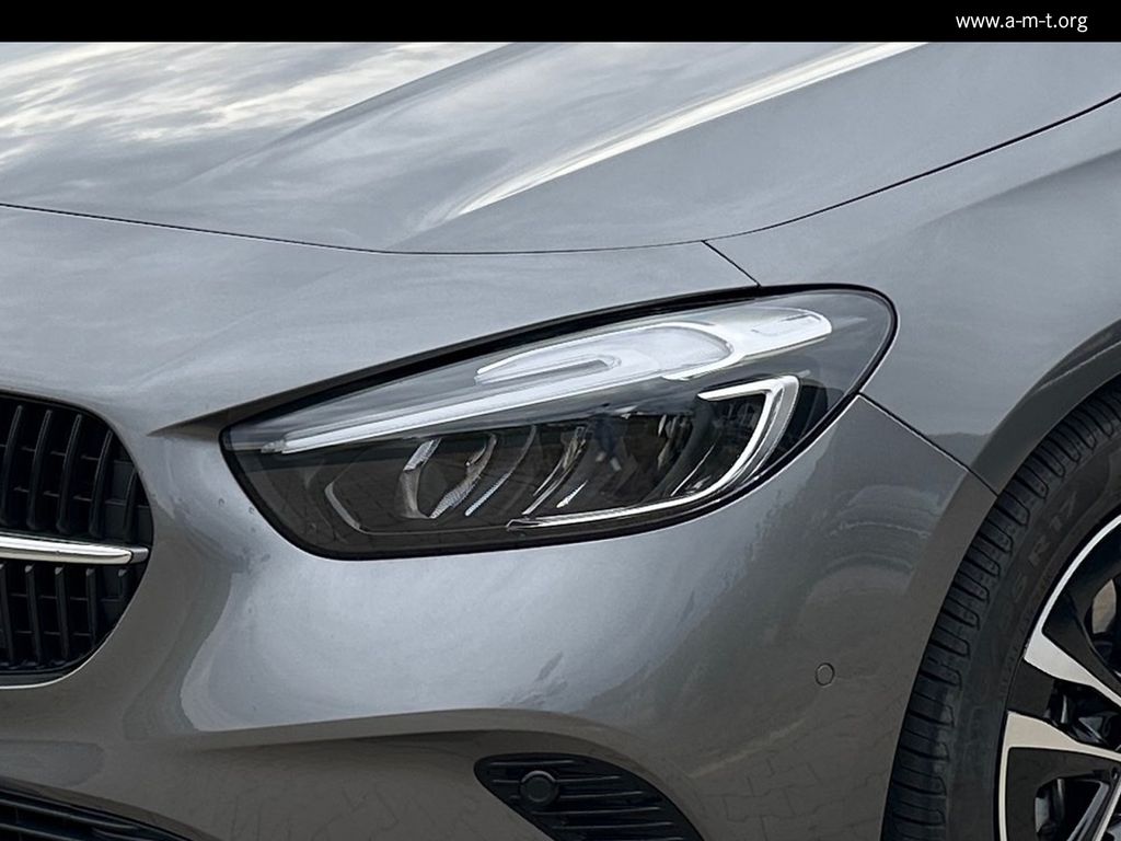 MERCEDES-BENZ B 200