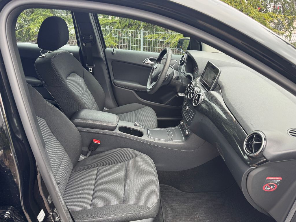 MERCEDES-BENZ B 200d Autom.*XENON*NAVI* MERCEDES-BENZ B 200d Autom.*XENON*NAVI*