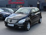 Mercedes-Benz B 150/Klima/SHZ/Tüv-Neu/Top-Zustand - Mercedes-Benz B 150: Limousine