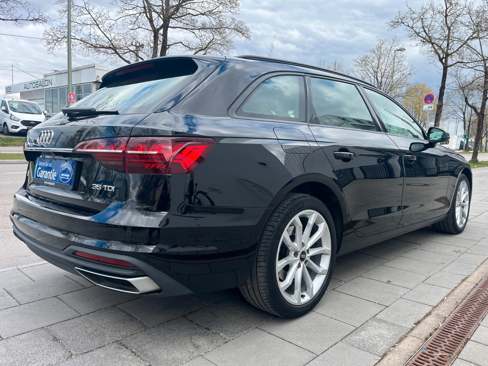 Audi A4 Avant 2.0 TDI S line KAMERA / MATRIX / 1.HAND