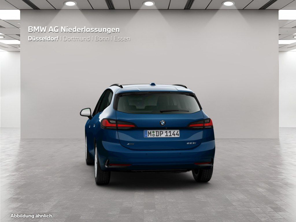 BMW 223 Active Tourer - Bild 10