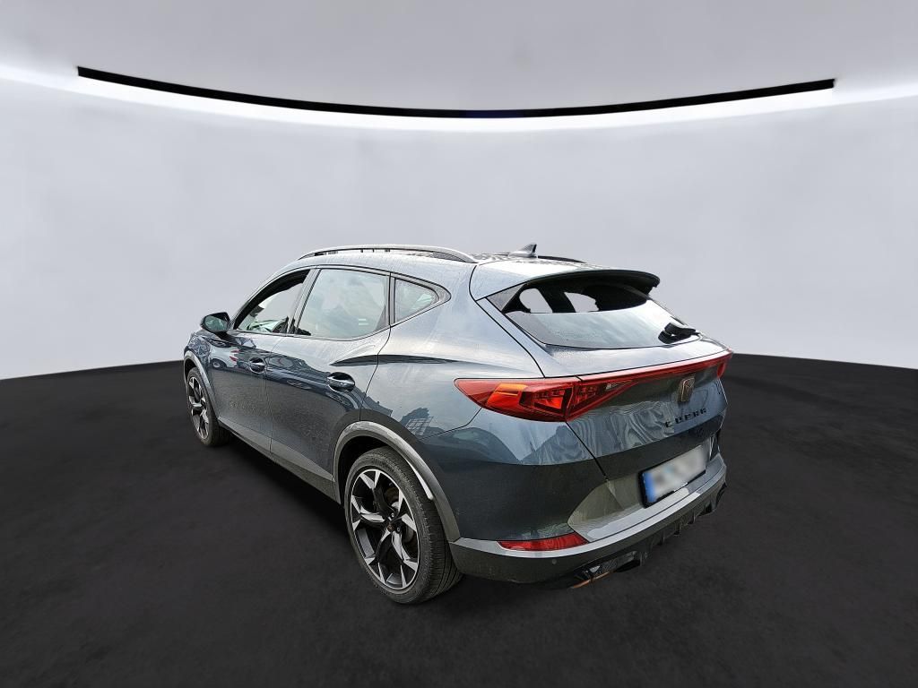 Cupra Formentor VZ e-Hybrid 1.4 TSI LED/AHK/PANO/SPUR/ imagem 3