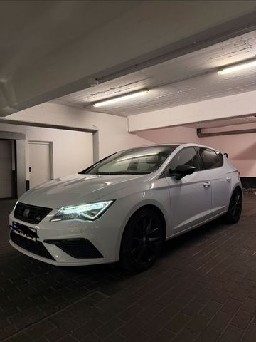 SEAT Seat Leon FR Black Matt Edition 2.0 TDI DSG