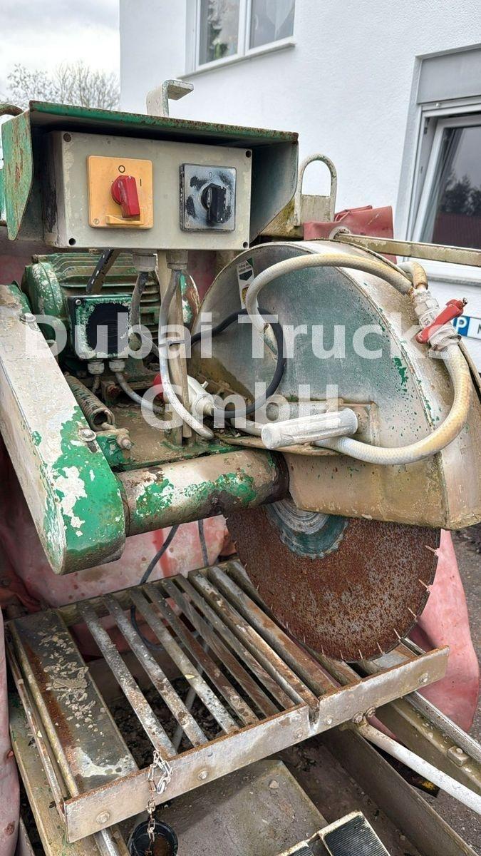 Andere Mehrere Schneidemaschinen