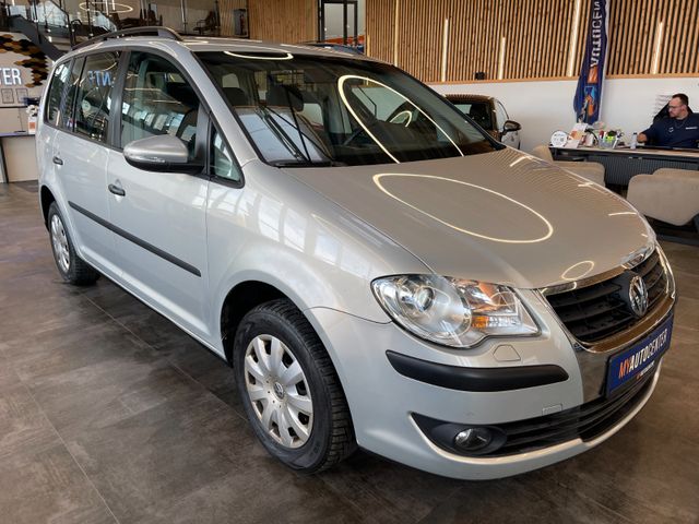 Volkswagen Touran Conceptline *KLIMA*TEMPOMAT*SZHZ*