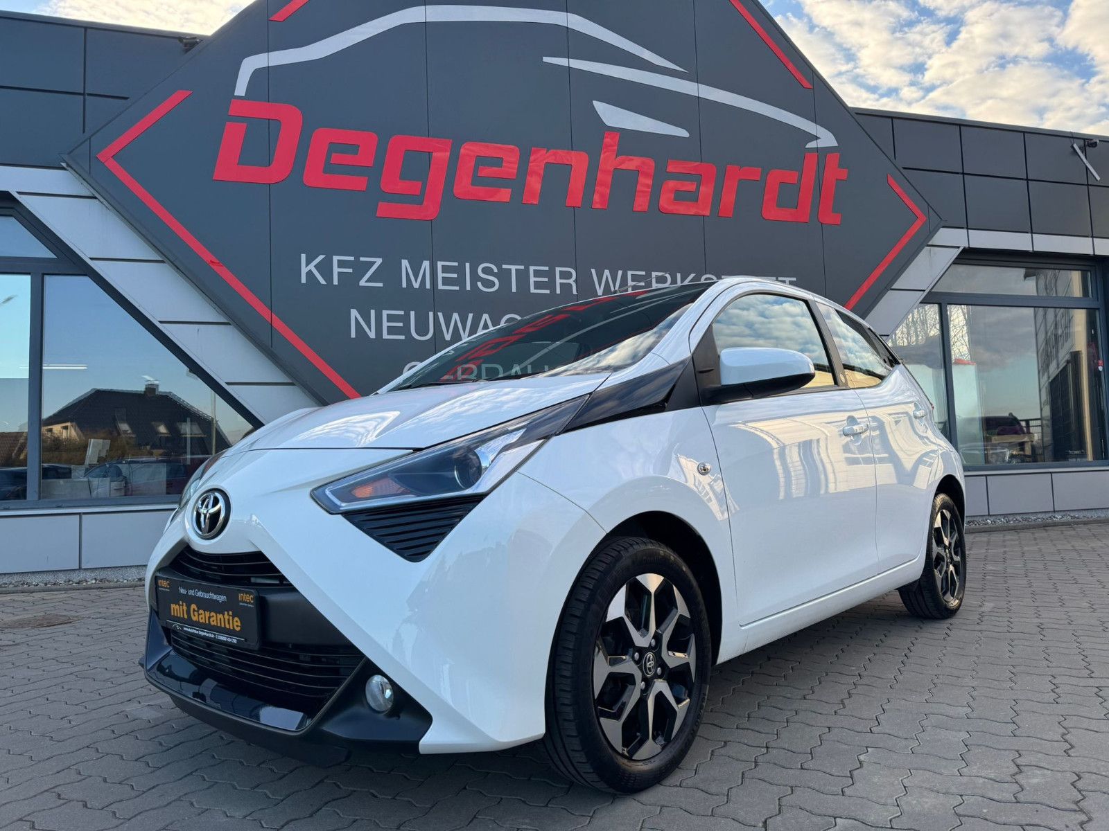 TOYOTA Aygo
