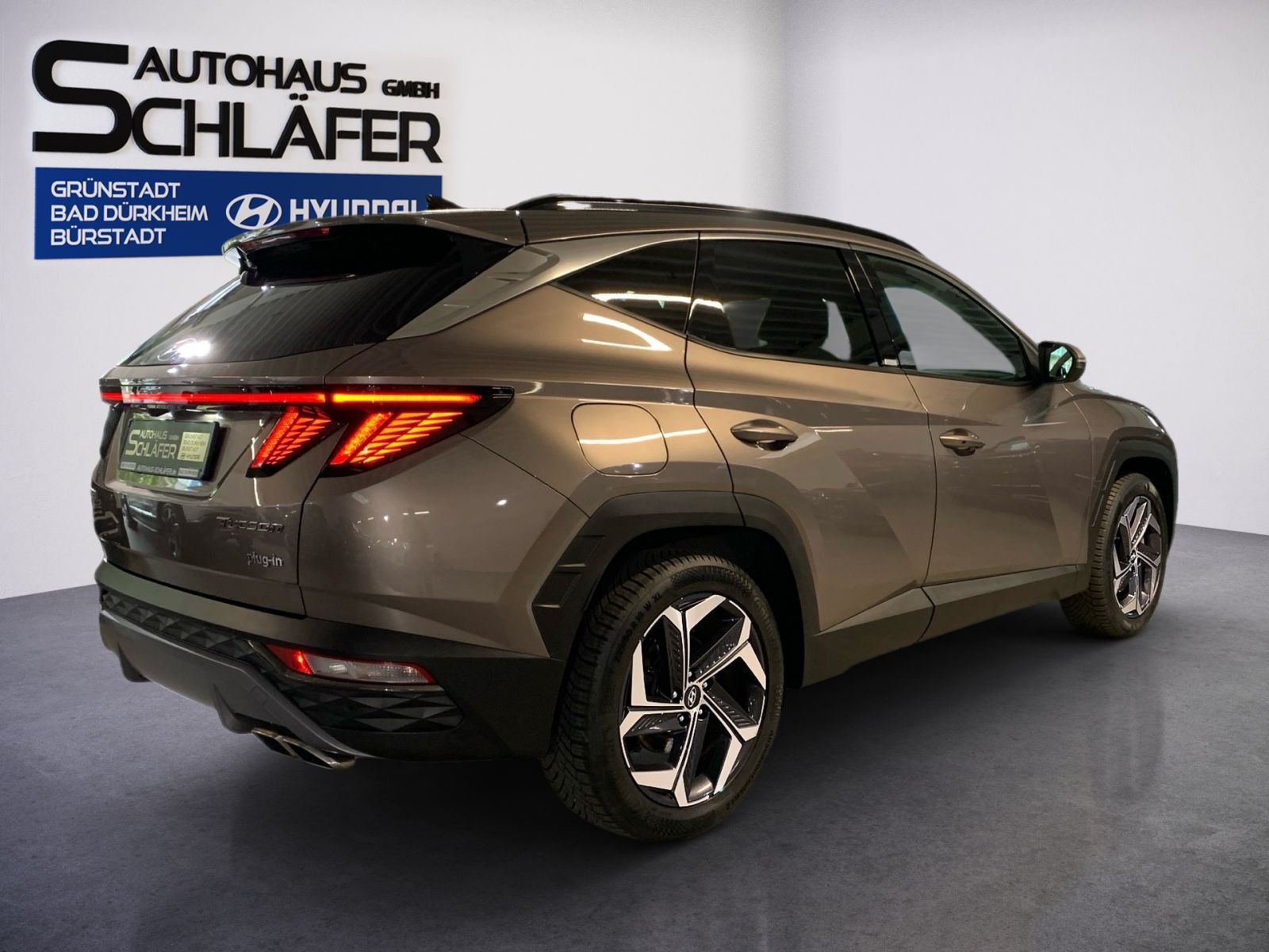 Fahrzeugabbildung Hyundai TUCSON 1.6 T-GDI Trend Plug-In Hybrid 4WD Panor.