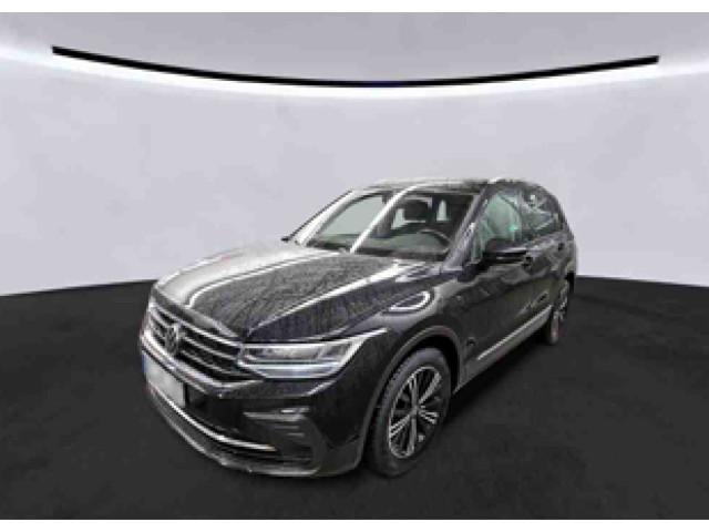 Volkswagen Tiguan 1.5 TSI Active IQ.Drive/Kamera/Navi