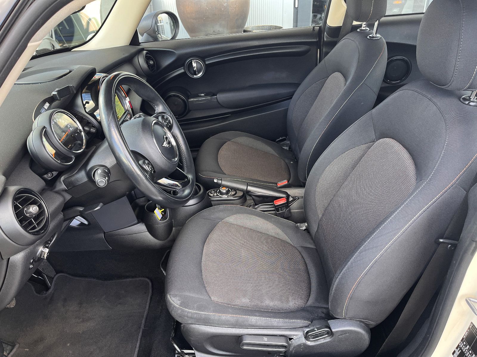 Fahrzeugabbildung MINI ONE Mini 3-trg. 1.5 D