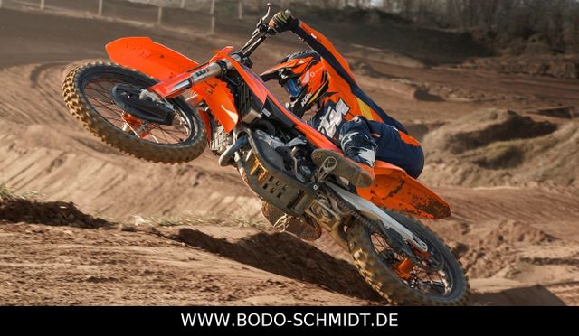 KTM SXF 250  2025  Finanzierbar ab 3,99 %