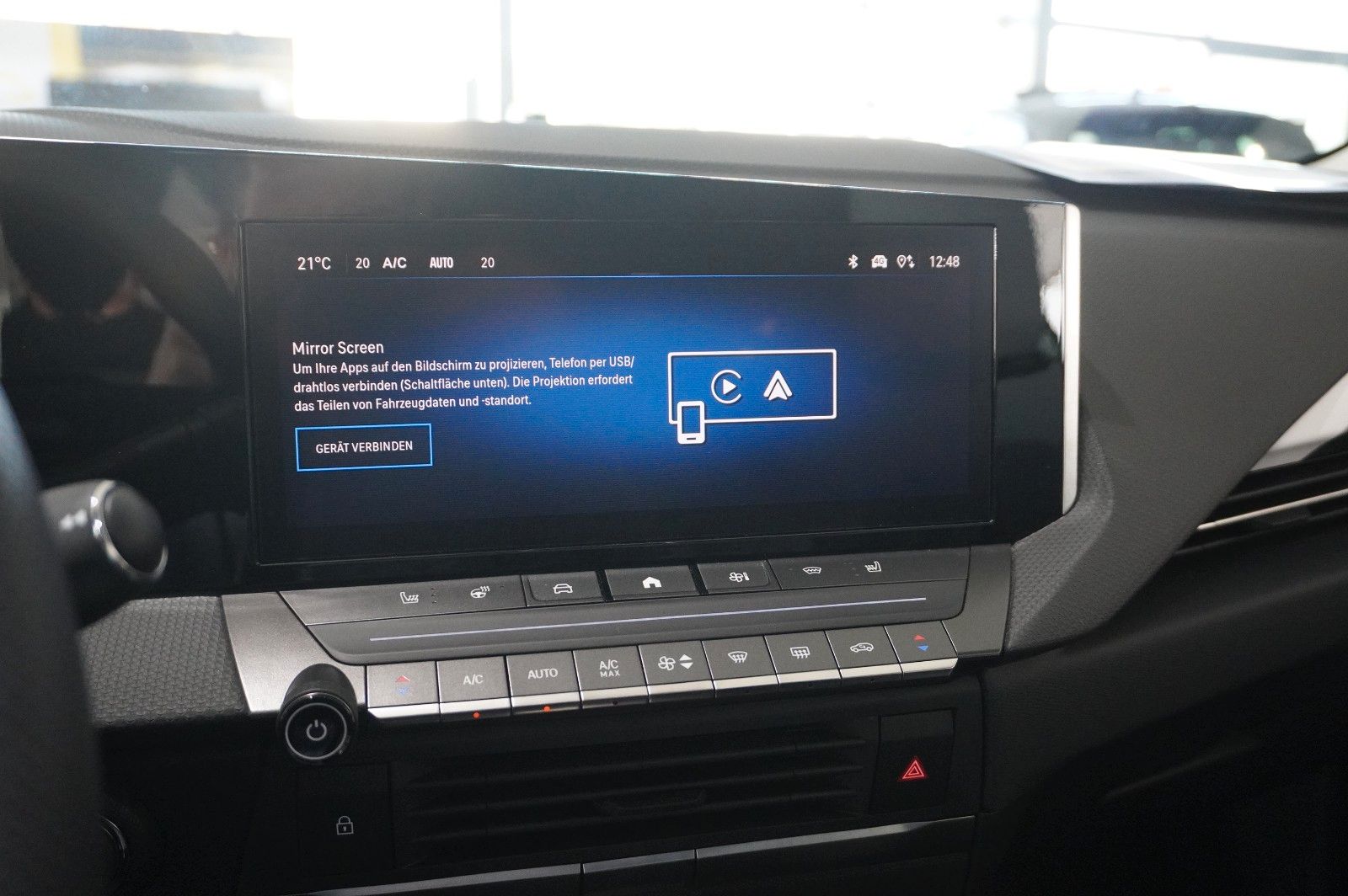 Fahrzeugabbildung Opel Astra L Lim. 1.6 HYBRID ELEGANCE NAVI/LED/SH/AHK