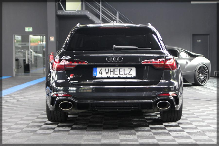 Audi RS4 2.9 TFSI tiptronic quattro Avant PDC / NAVI