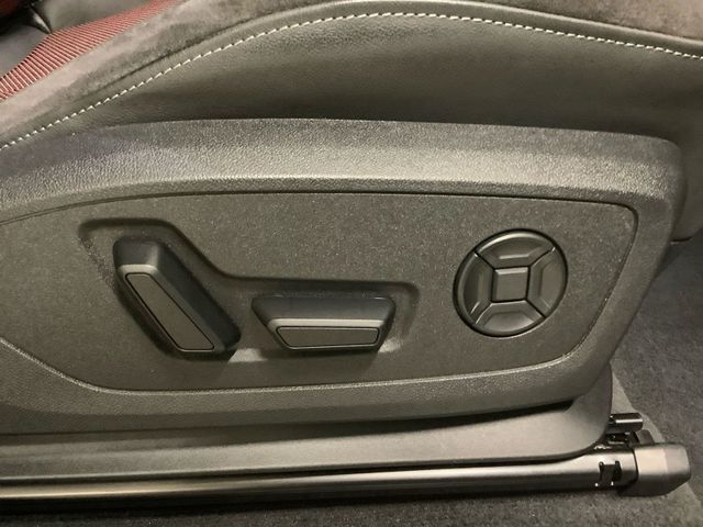 Q3 S line 45 TFSI e S tronic,Matrix-LED,Kamera,N