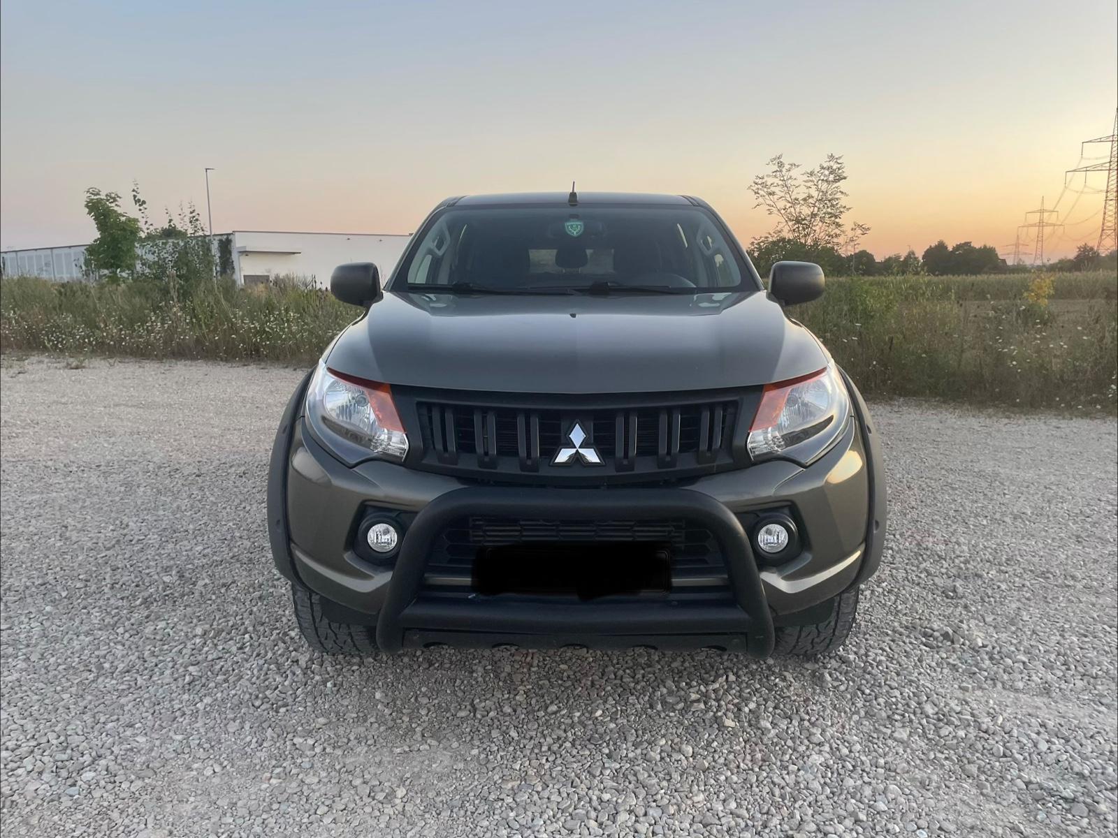 Mitsubishi L200 mit Hardtop