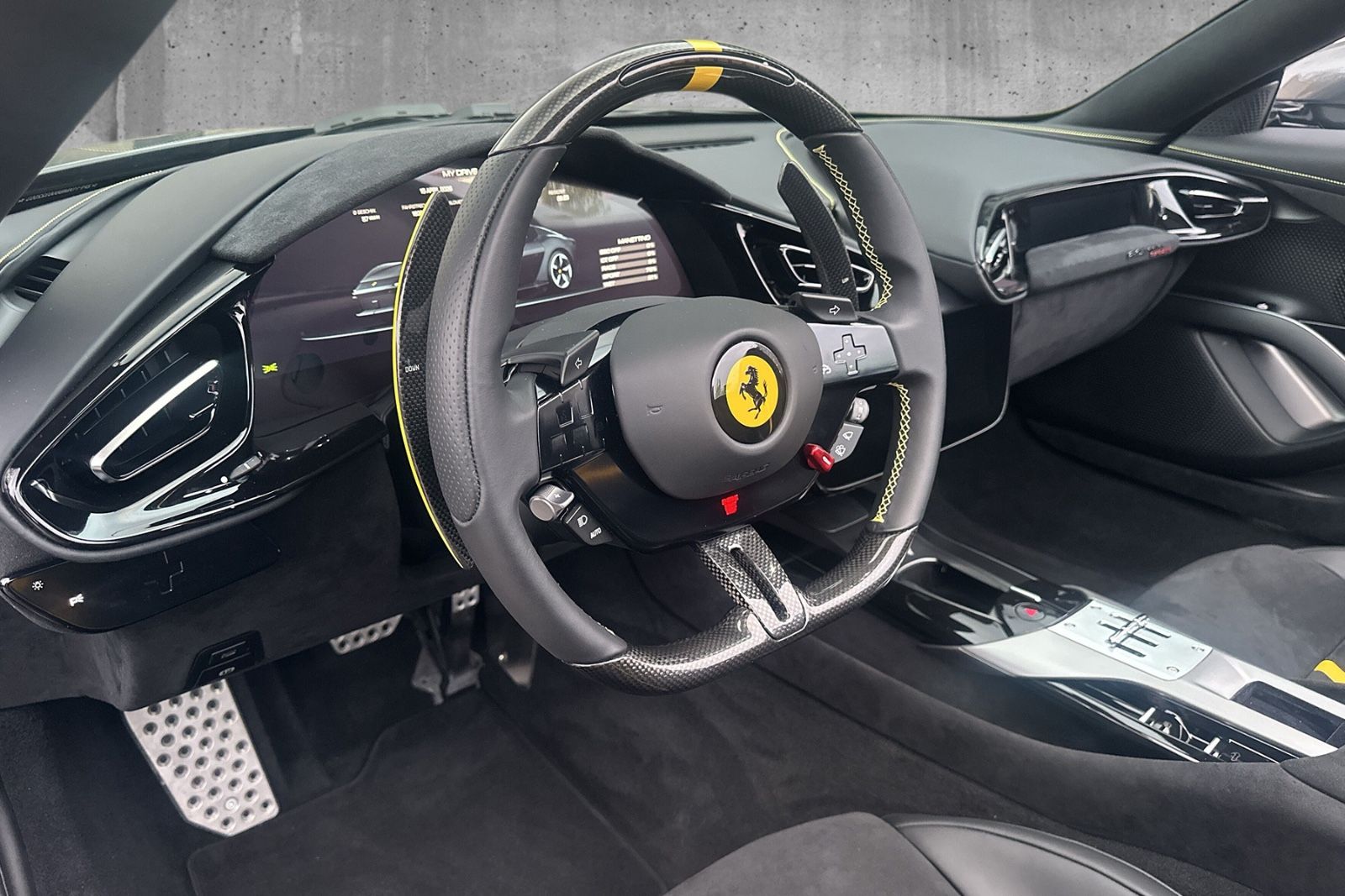 Fahrzeugabbildung Ferrari 12Cilindri Spider*Daytona*Carbon*LED*Lift*2026*