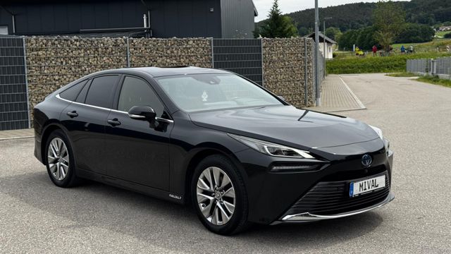 TOYOTA Mirai