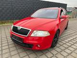 Skoda Octavia Combi RS LEDER/NAVI/XENON - Skoda Octavia aus 2007: RS