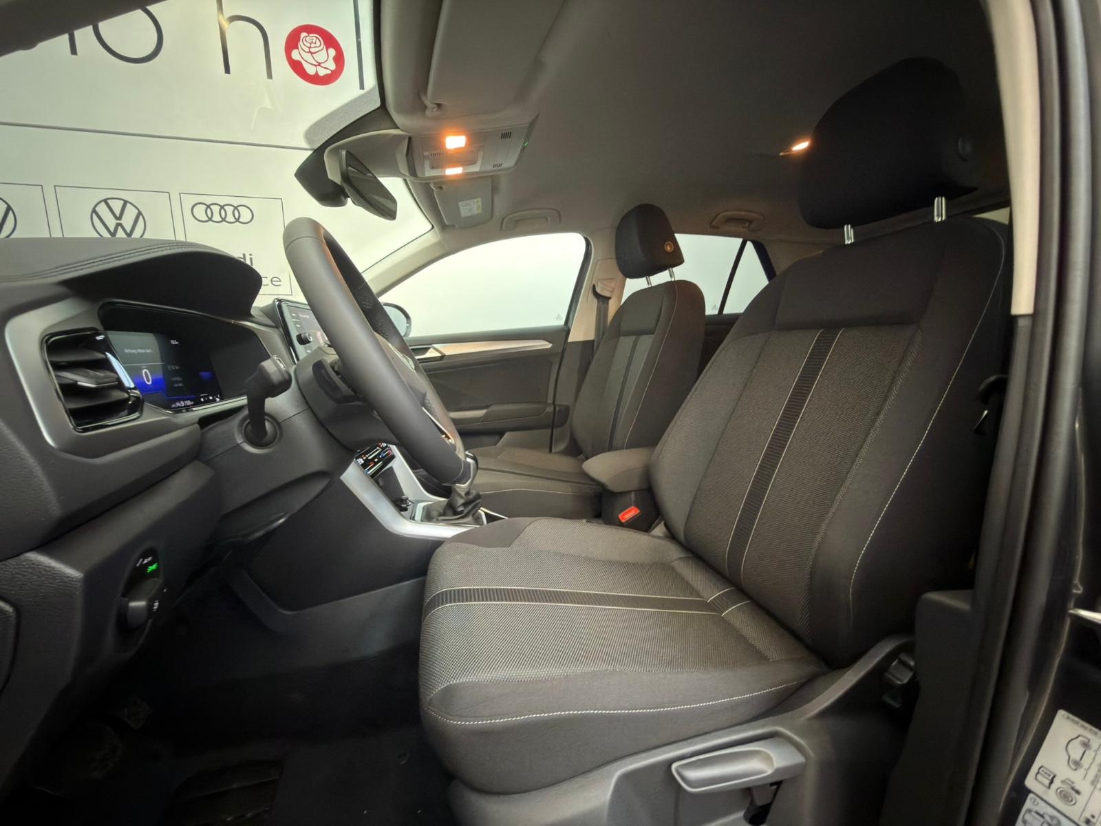 Volkswagen T-Roc 1.5TSI Limited#DSG#SHZ#AHK#ACC#LED#Keyless