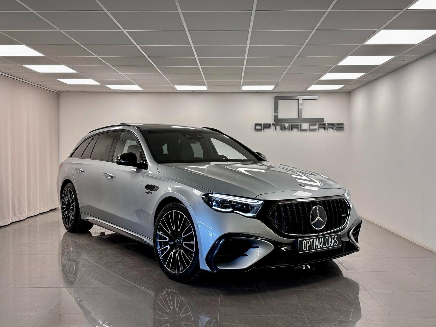 Mercedes-Benz HYBRID 4M+ Premium Pano *FULL* NP: 83.992€