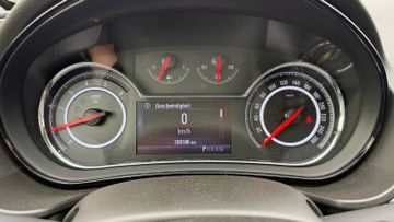 Opel Insignia - 9