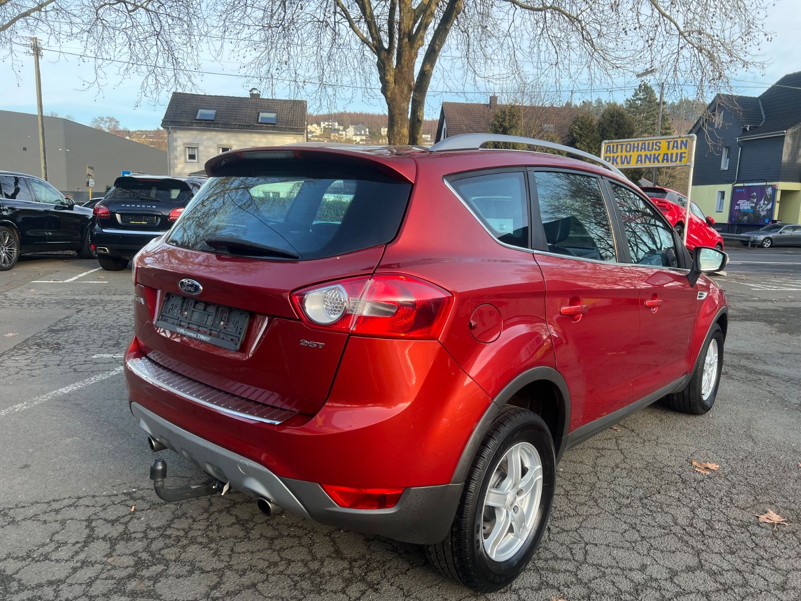 Fahrzeugabbildung Ford Kuga 2.5T Titanium * AUTOMATIK *