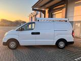 Hyundai H-1*AUTOMATIK*WERKSTATTEINR*1.HAND*KLIMA*AHK - Hyundai mit Diesel-Antrieb: Automatik