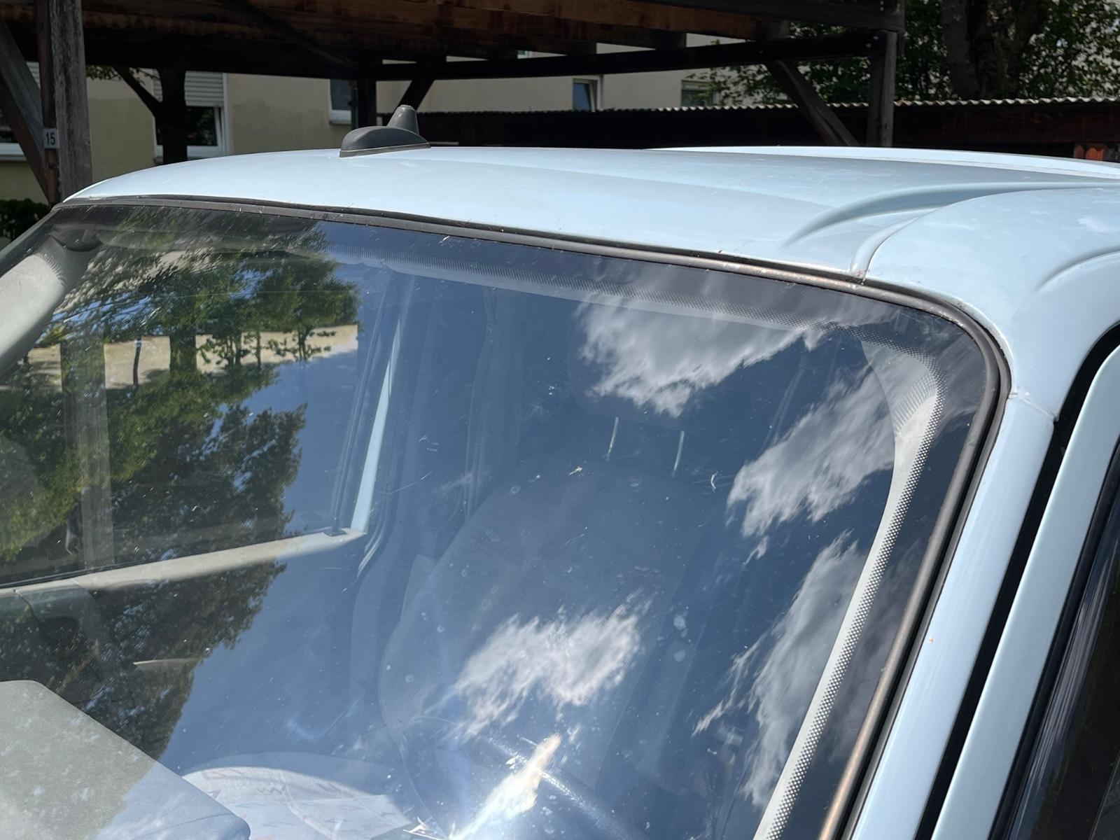 Volkswagen T4 2.5L Benziner  mit Campingausbau