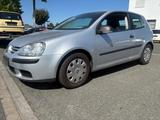 Volkswagen Golf V Lim. Trend Klimaaut 1.Hand Hagelschaden ! - : bis 2500 €, TÜV